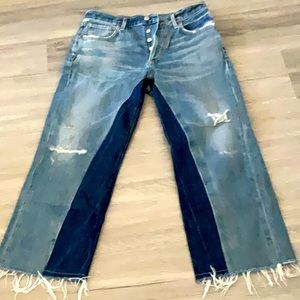 Woman’s Crop Jeans